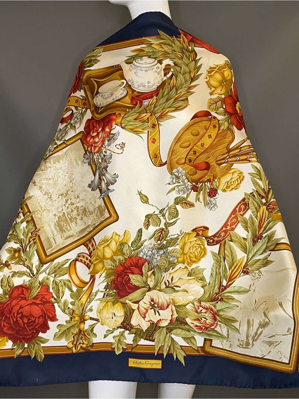 Ferragamo Silk Scarf Rich Florals Tea 34 In Sq Excellent Condition
